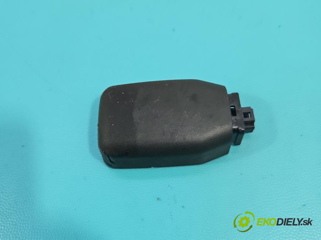 Toyota Auris II 2012-2018 1.6 16V 132  HP manual 97 kW 1598 cm3 5- snímač déšť: 89941-0D010 (Snímač dažďa)