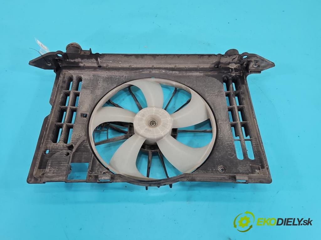 Toyota Auris II 2012-2018 1.6 16V 132 hp manual 97 kW 1598 cm3 5- ventilátor chladič MF422750-7620