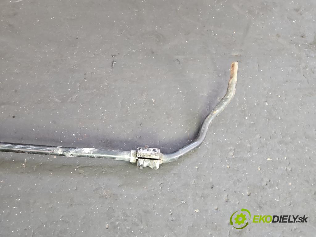 Toyota Auris II 2012-2018 1.6 16V 132  HP manual 97 kW 1598 cm3 5- tyč stabilizatora  (Stabilizátor predný)