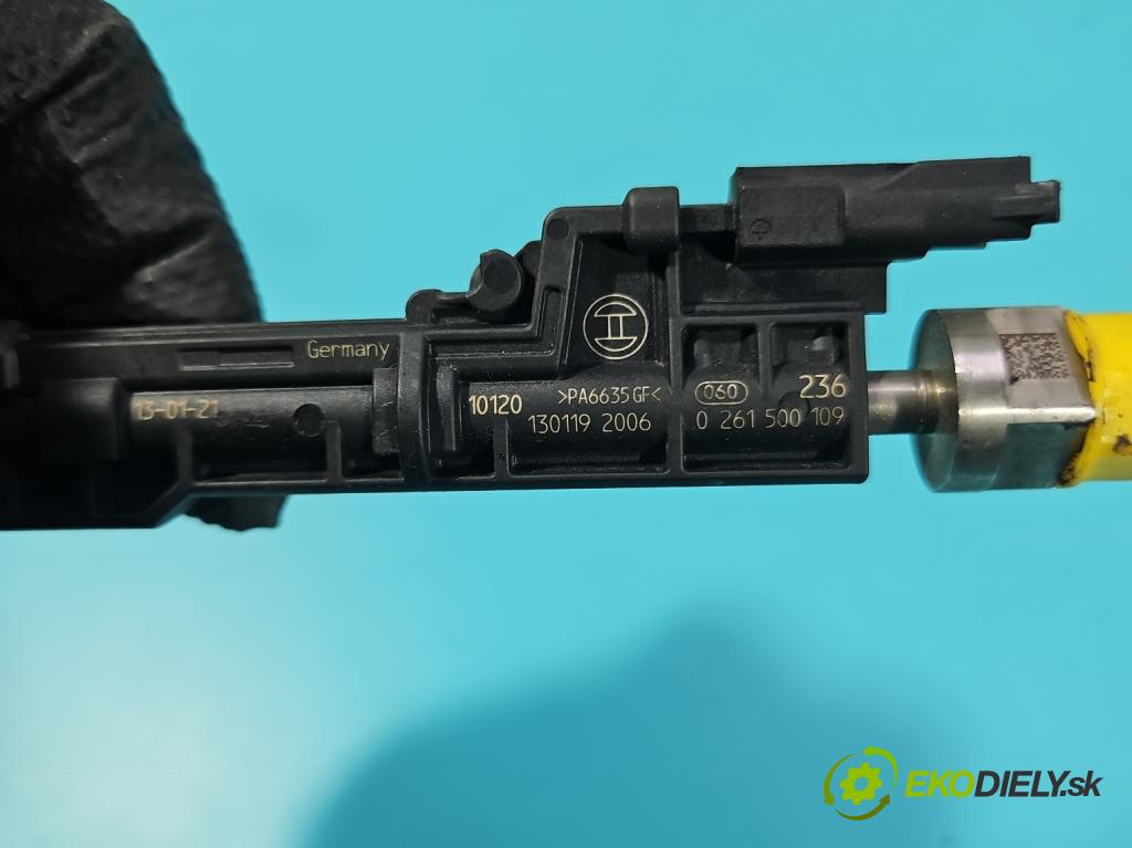 Bmw 5 F10 2010-2017 2.0b 184 hp automatic 135 kW 1997 cm3 4- vstřikovač 7597870 (Vstřikovač paliva)