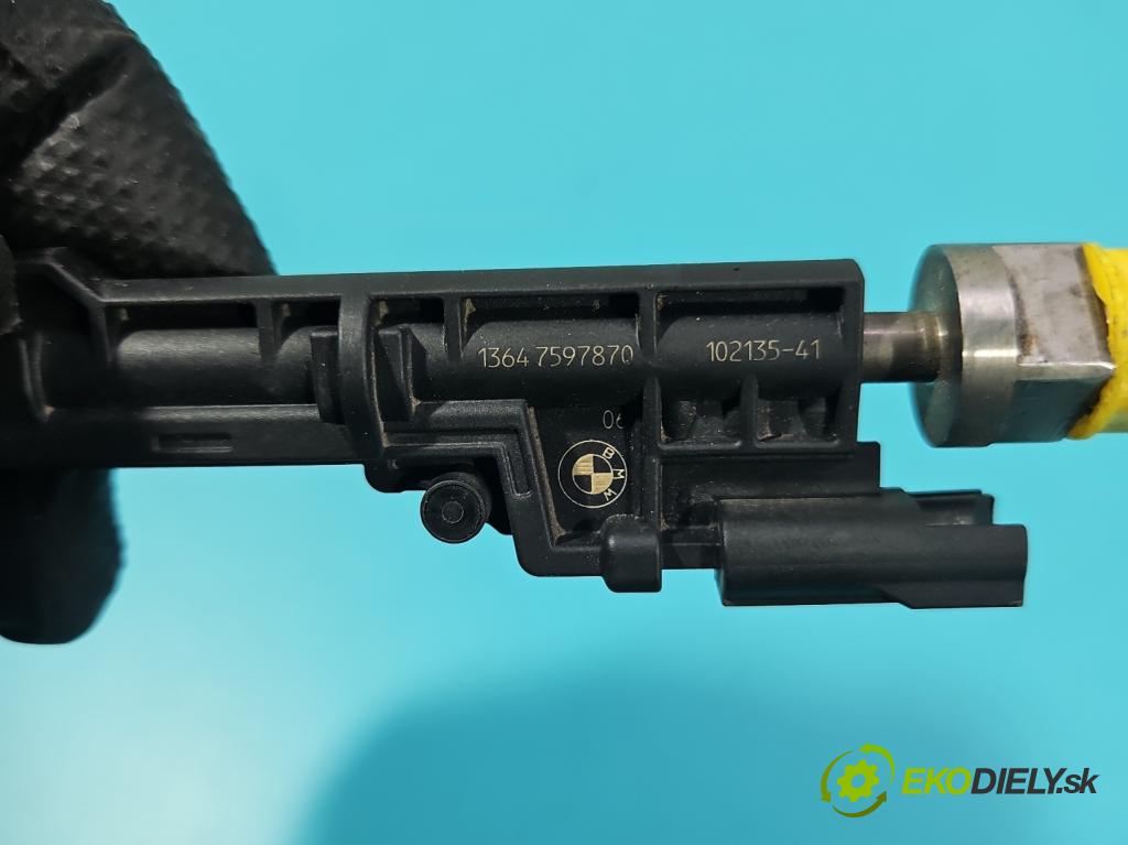 Bmw 5 F10 2010-2017 2.0b 184 hp automatic 135 kW 1997 cm3 4- vstřikovač 7597870 (Vstřikovač paliva)