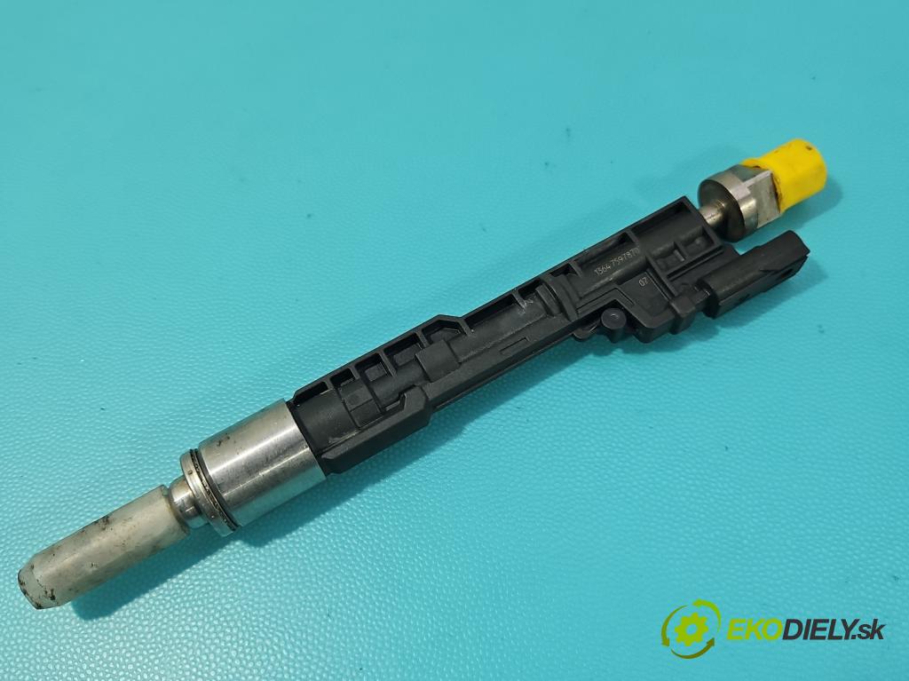 Bmw 5 F10 2010-2017 2.0b 184 hp automatic 135 kW 1997 cm3 4- vstřikovač 0261500109 (Vstřikovač paliva)