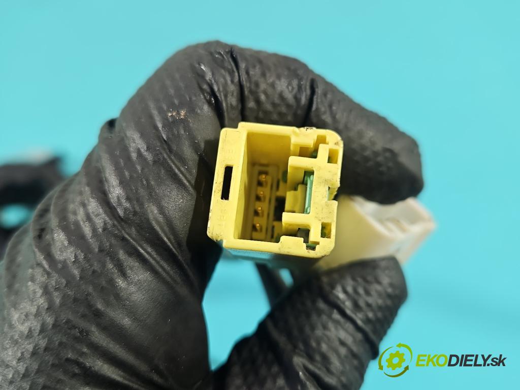 Subaru Legacy IV 2004-2009 2.0 B boxer 137 hp manual 101 kW 1994 cm3 5- Páska: airbag  (Airbag)