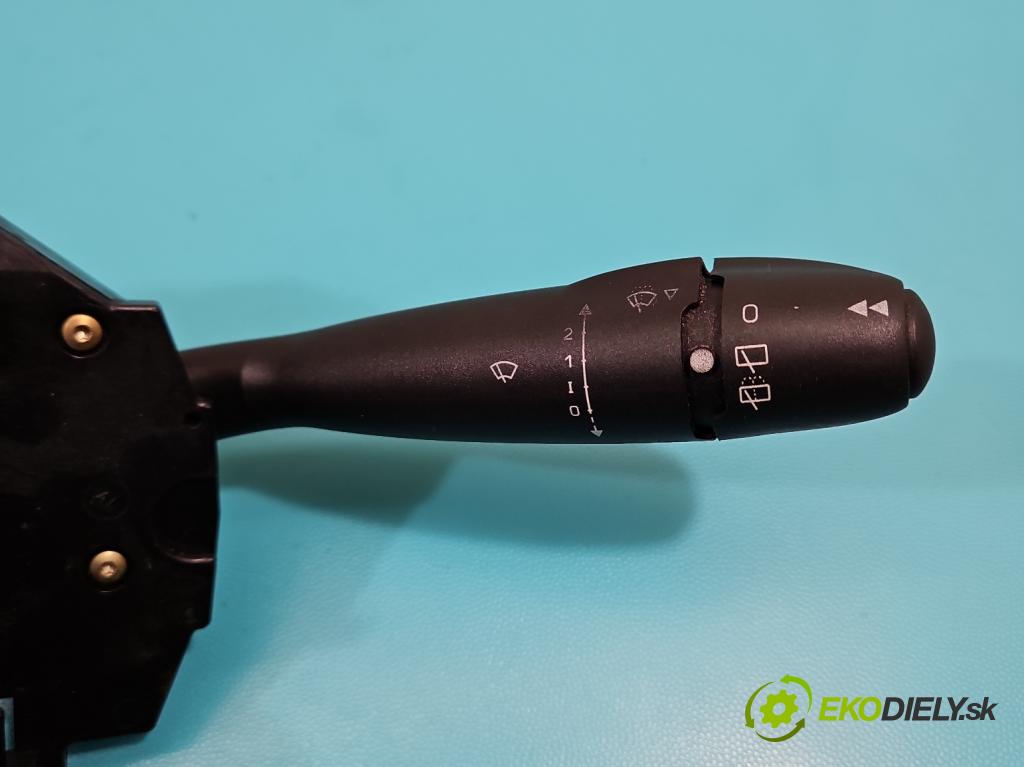 Citroen C4 I 2004-2011 1.6 16v 109 HP manual 80 kW 1587 cm3 5- prepínač komplex: 96554962XT (Prepínacie páčky pod volantom)