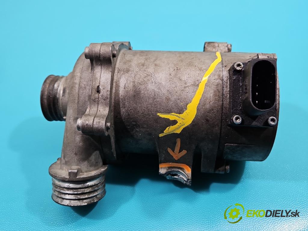 Bmw 5 F10 2010-2017 2.0b 184 hp automatic 135 kW 1997 cm3 4- čerpadlo vody  (Vodní pumpa)