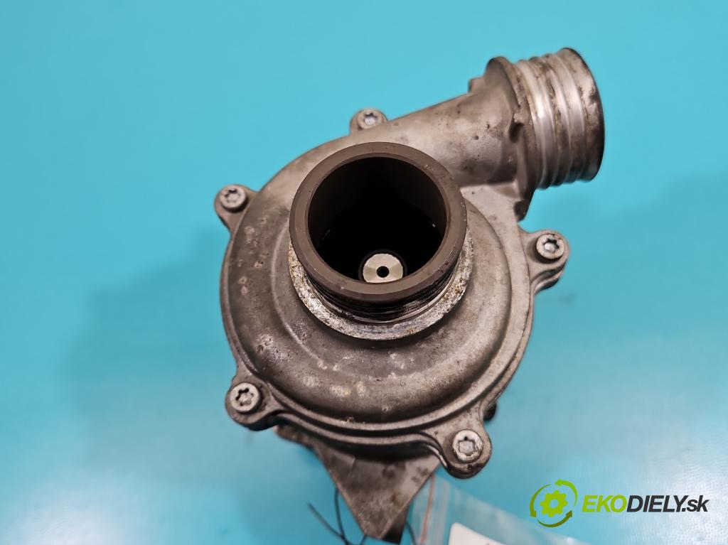 Bmw 5 F10 2010-2017 2.0b 184 hp automatic 135 kW 1997 cm3 4- čerpadlo vody  (Vodní pumpa)