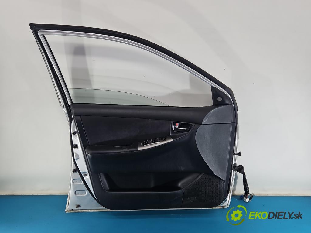 Toyota Corolla E12 2001-2009 1.6 vvti 110 HP manual 81 kW 1598 cm3 5- dvere predné ľavé  (Kľučka dverí ostatné)