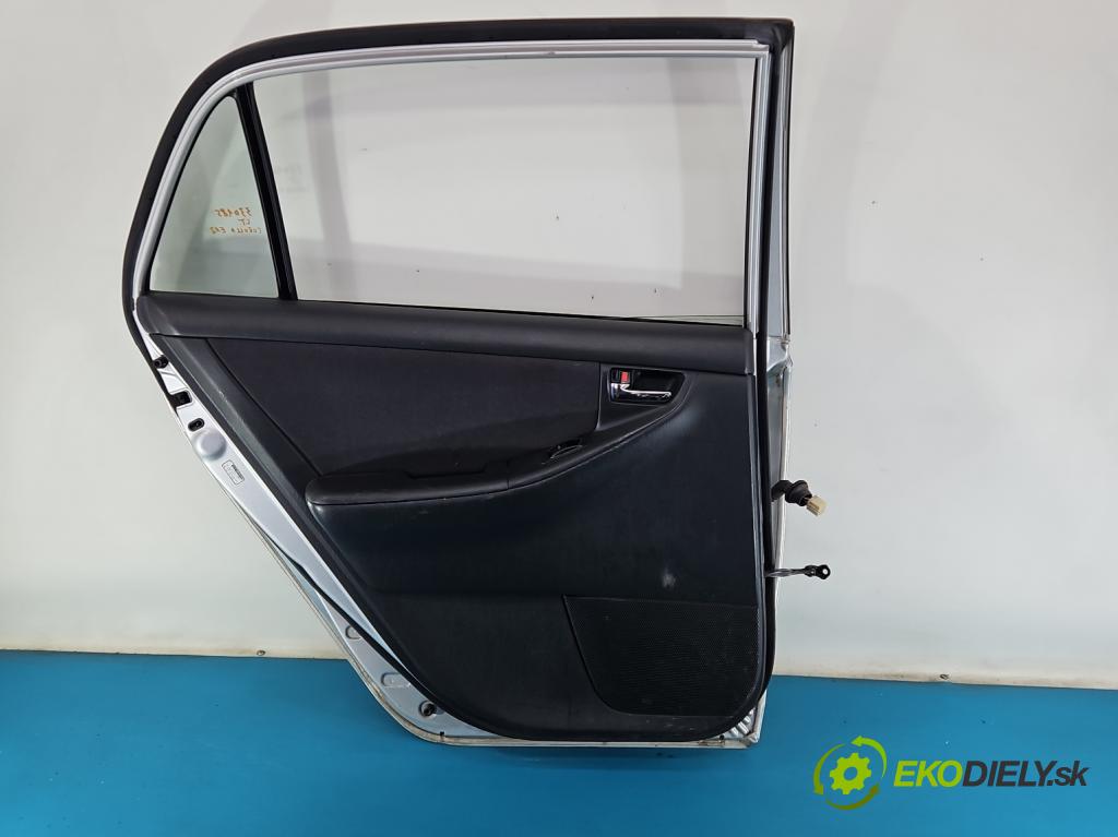 Toyota Corolla E12 2001-2009 1.6 vvti 110 HP manual 81 kW 1598 cm3 5- dvere zadné ľavé  (Kľučka dverí ostatné)