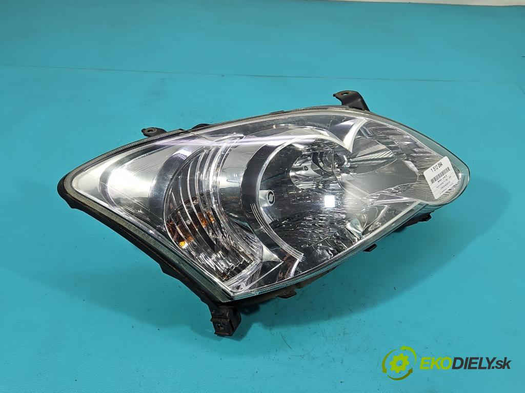 Toyota Corolla E12 2001-2009 1.6 vvti 110 HP manual 81 kW 1598 cm3 5- Reflektor: pravý  (Svetlo predné pravé)