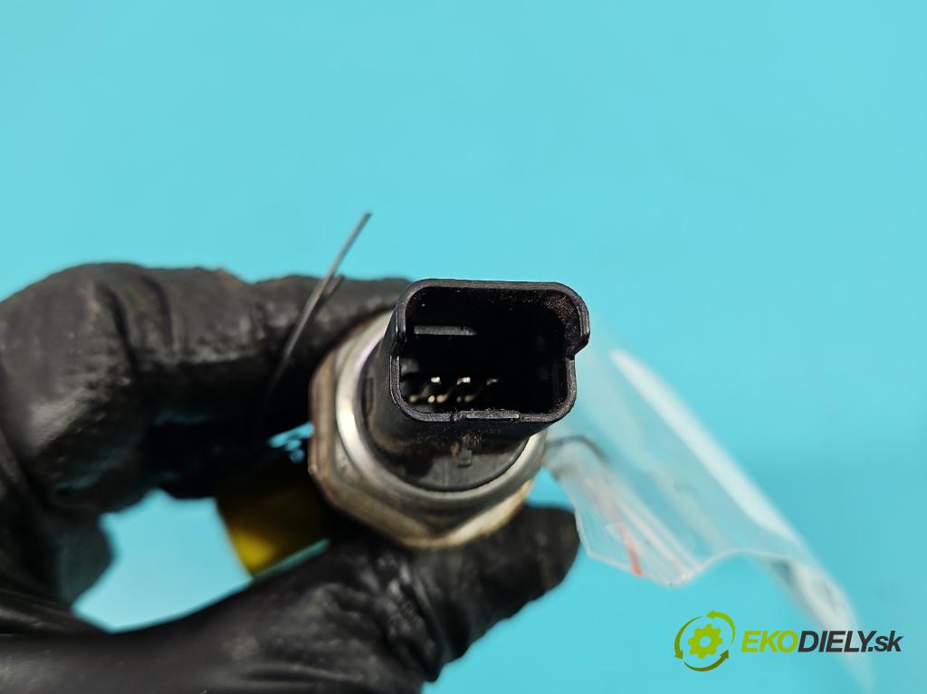 Peugeot 508 I 2010-2018 1.6 hdi 111KM manual 82 kW 1560 cm3 4- lišta vstrekovacia 9684753080 (Vstrekovacia lišta)