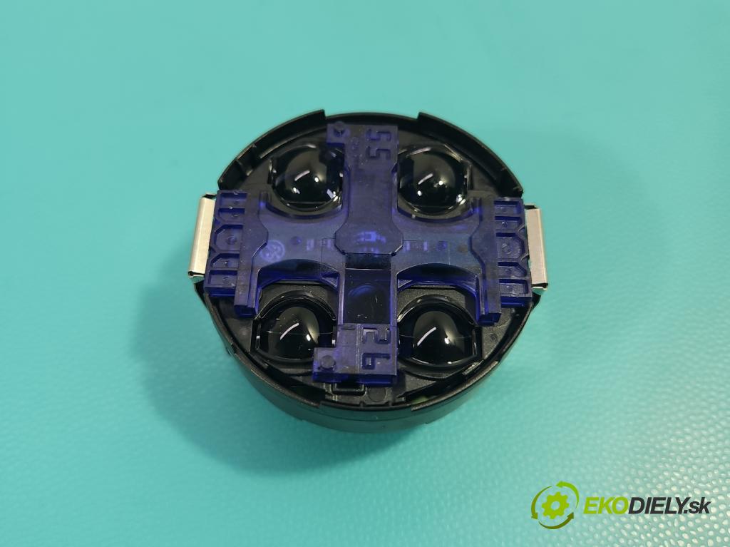 Jeep Grand Cherokee WK2 IV 2010-2021 3.0 CRD 250 HP automatic 184 kW 2987 cm3 5- snímač déšť: 68184876 (Snímač dažďa)