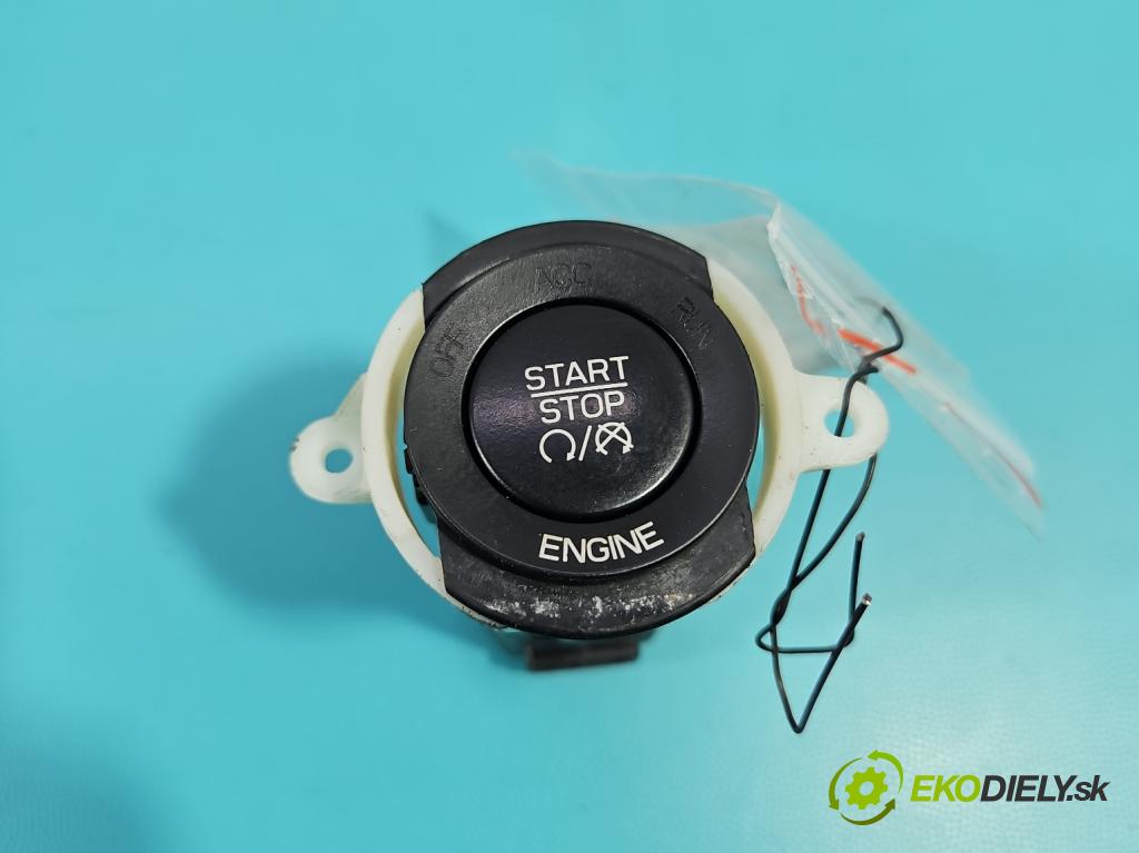 Jeep Grand Cherokee WK2 IV 2010-2021 3.0 CRD 250 HP automatic 184 kW 2987 cm3 5- prepínač ostatné 68207000AB