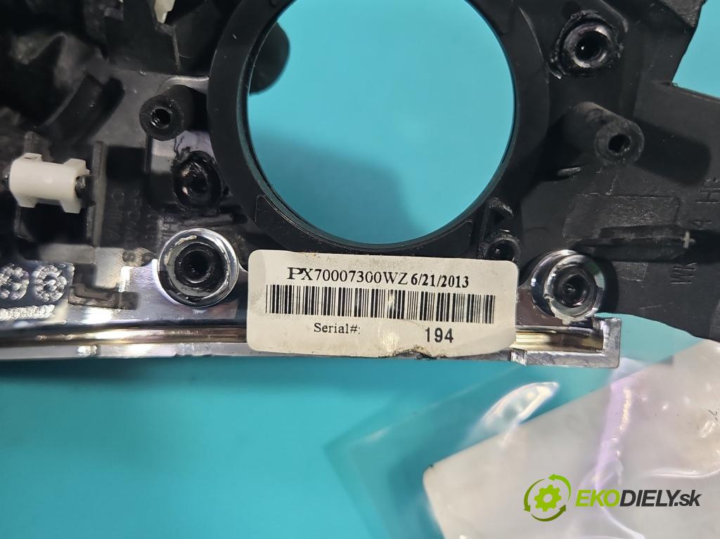 Jeep Grand Cherokee WK2 IV 2010-2021 3.0 CRD 250 hp automatic 184 kW 2987 cm3 5- lišta ozdobná interiéry: PX70007300WZ