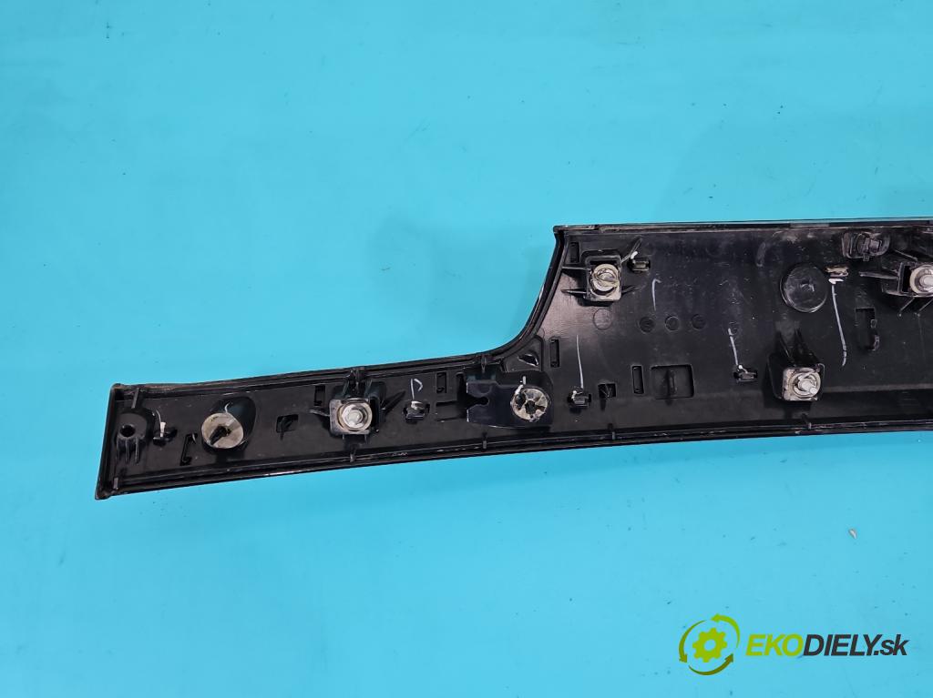 Jeep Grand Cherokee WK2 IV 2010-2021 3.0 CRD 250 hp automatic 184 kW 2987 cm3 5- zaslepka: zadní 1WD55TRMAD