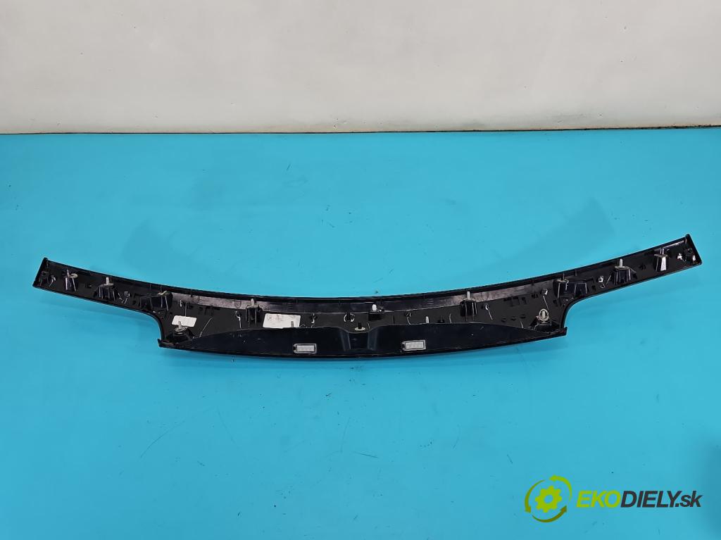 Jeep Grand Cherokee WK2 IV 2010-2021 3.0 CRD 250 hp automatic 184 kW 2987 cm3 5- zaslepka: zadní 1WD55TRMAD