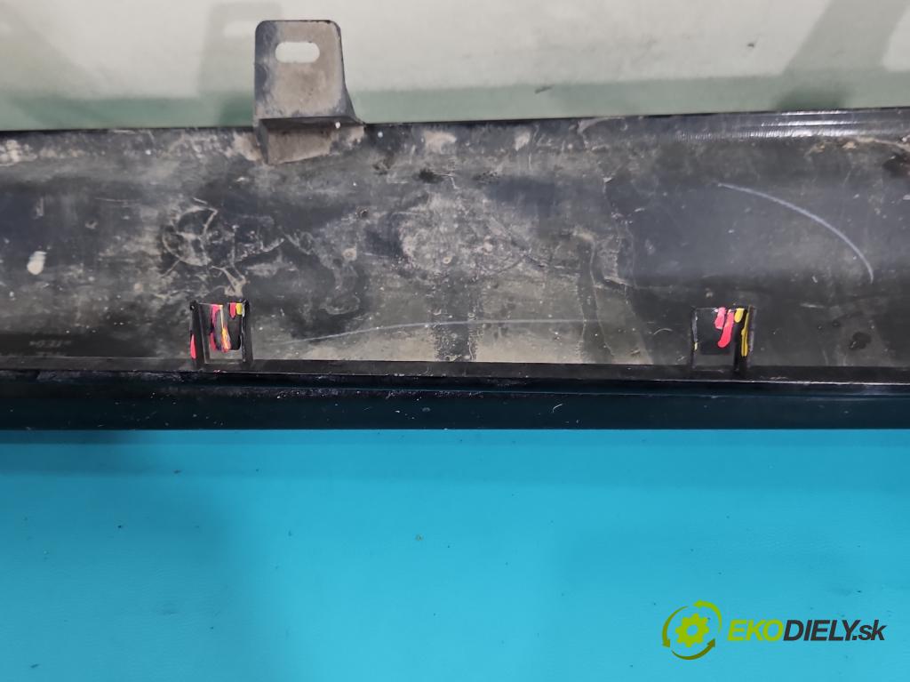 Jeep Grand Cherokee WK2 IV 2010-2021 3.0 CRD 250 HP automatic 184 kW 2987 cm3 5- lišta práh: ľavé  (Lišta prahová)