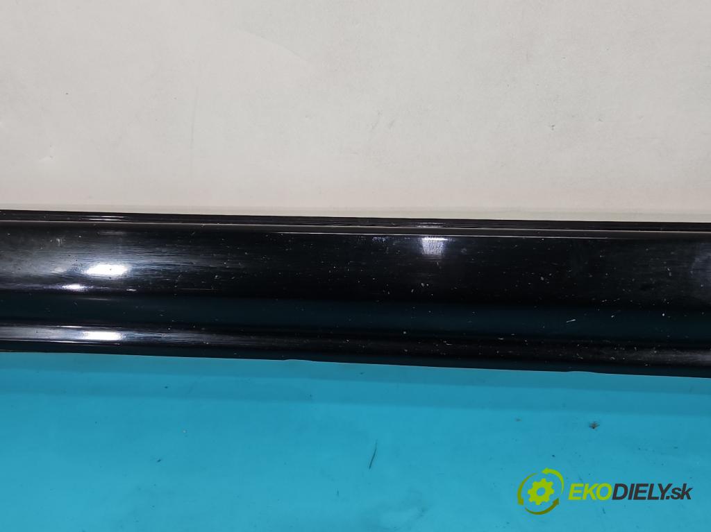 Jeep Grand Cherokee WK2 IV 2010-2021 3.0 CRD 250 HP automatic 184 kW 2987 cm3 5- lišta práh: pravé  (Lišta prahová)