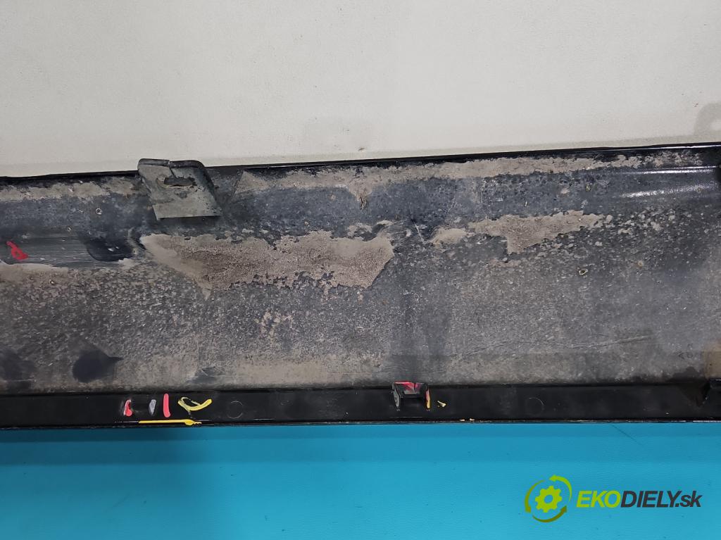 Jeep Grand Cherokee WK2 IV 2010-2021 3.0 CRD 250 HP automatic 184 kW 2987 cm3 5- lišta práh: pravé  (Lišta prahová)