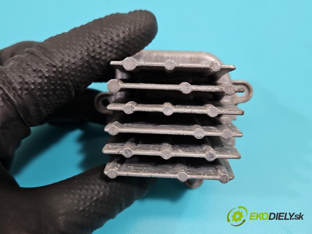 Opel Astra VI 2022- 1.5 cdti 131 HP manual 96 kW 1499 cm3 5- střídač: xenon 12690010110 (Riadiaca jednotka xenónu)