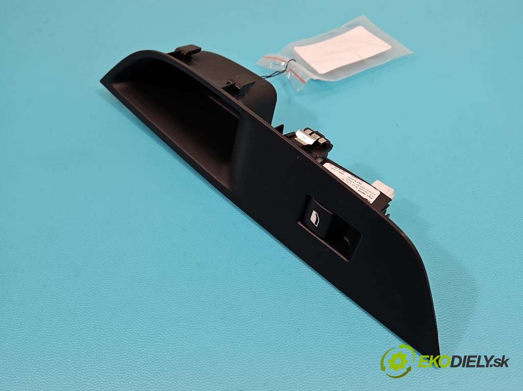 Opel Astra VI 2022- 1.5 cdti 131 hp manual 96 kW 1499 cm3 5- Přepínač oken zpětných zrcátek Y0134945