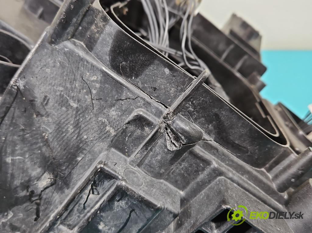 Opel Astra VI 2022- 1.5 cdti 131 HP manual 96 kW 1499 cm3 5- Reflektor: pravý 9850326680 (Svetlo predné pravé)