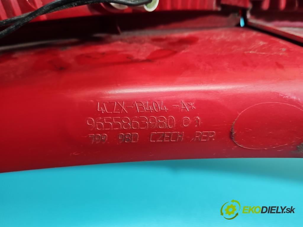 Citroen C4 I 2004-2011 1.6 16v 109 hp manual 80 kW 1587 cm3 5- světlo zadní pravé  (Klika dveří ostatní)
