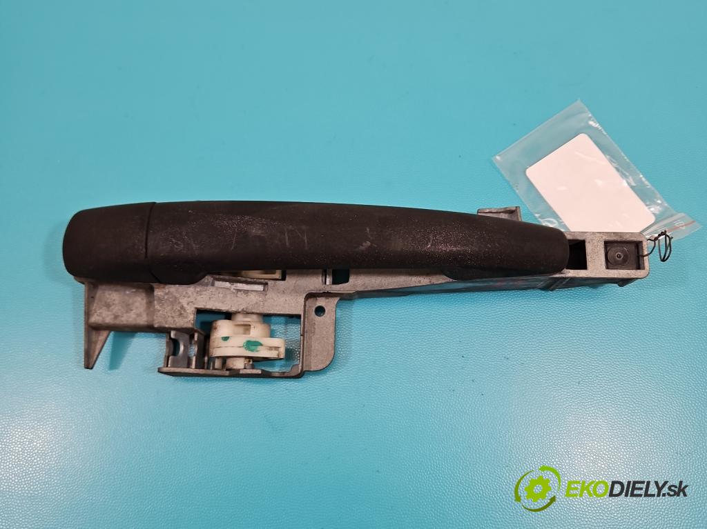 Citroen C4 I 2004-2011 1.6 16v 109 hp manual 80 kW 1587 cm3 5- klika zadní levé 9653401680 (Klika dveří ostatní)