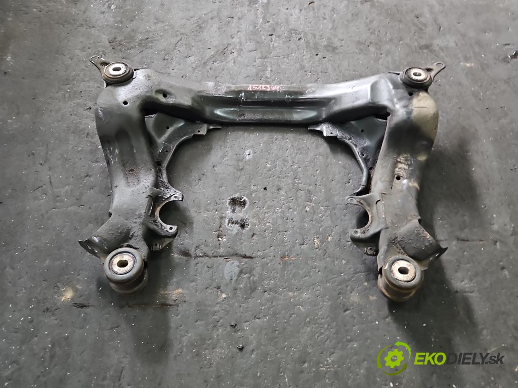 Audi A4 B5 1994-2001 2.5 tdi 150 HP manual 110 kW 2496 cm3 4- výstuha motora 