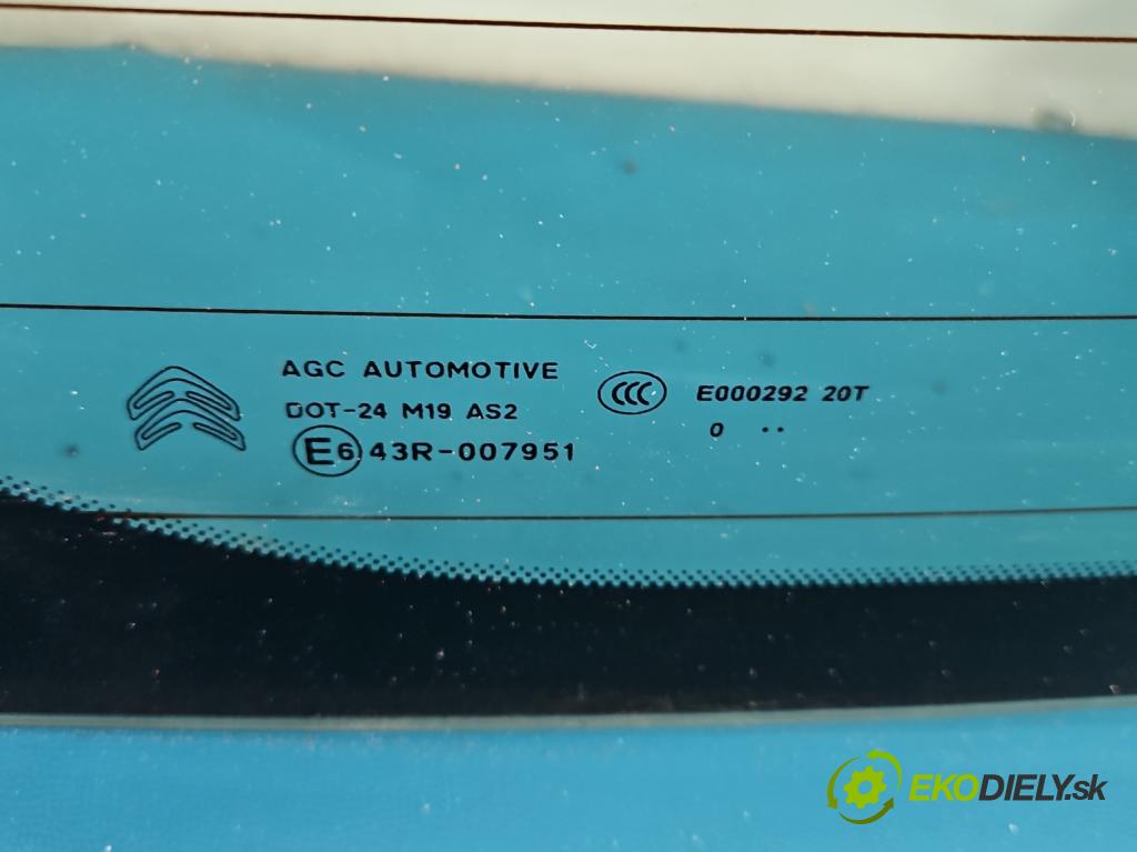 Citroen C4 II 2010-2017 1.4 16V 95 hp manual 70 kW 1397 cm3 5- sklo zadní  (Zadní sklo)