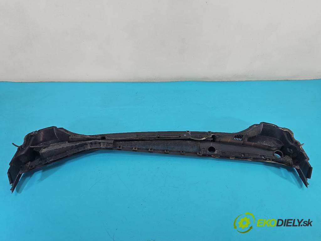 Hyundai I30 II 2012-2016 1.4 16V 100 HP manual 73,2 kW 1396 cm3 5- torpédo 86154-A6100 (Torpédo (plast pod čelným sklom))