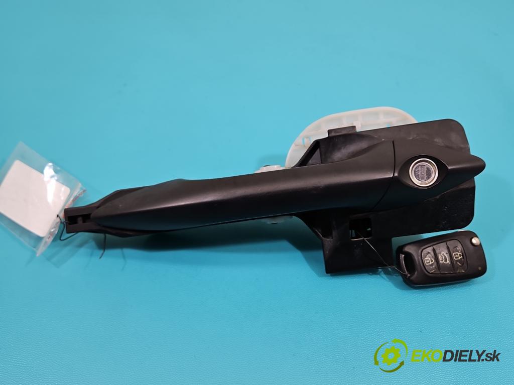 Hyundai I30 II 2012-2016 1.4 16V 100 hp manual 73,2 kW 1396 cm3 5- klika přední levé 91270-03100 (Vnější přední levá klika dveří)