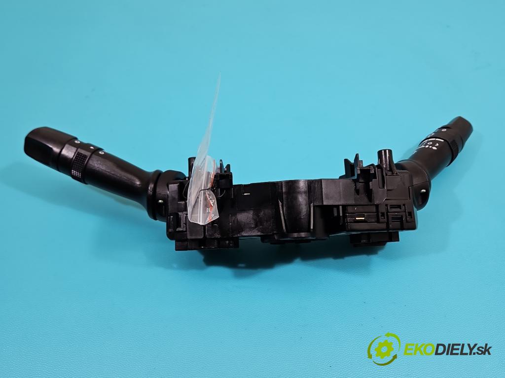 Hyundai I30 II 2012-2016 1.4 16V 100 HP manual 73.2 kW 1396 cm3 5- prepínač komplex: 3753MA-2210 (Prepínacie páčky pod volantom)