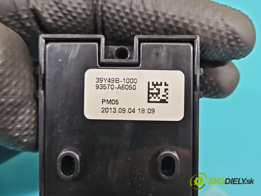 Hyundai I30 II 2012-2016 1.4 16V 100 hp manual 73,2 kW 1396 cm3 5- Přepínač oken zpětných zrcátek 39Y490-1310