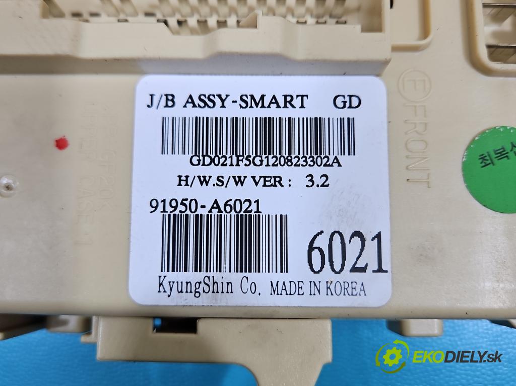 Hyundai I30 II 2012-2016 1.4 16V 100 hp manual 73,2 kW 1396 cm3 5- skříňka pojistková 91950-A6021 (Pojistková skříňka)