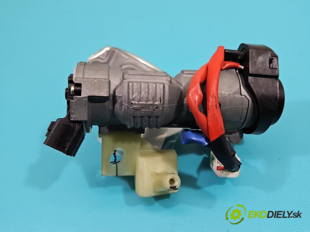 Hyundai I30 II 2012-2016 1.4 16V 100 HP manual 73,2 kW 1396 cm3 5- Spínačka  (Spínacia skrinka)