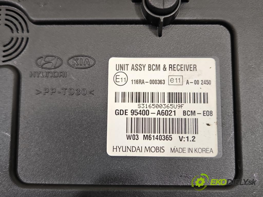 Hyundai I30 II 2012-2016 1.4 16V 100 HP manual 73.2 kW 1396 cm3 5- riadiaca jednotka komfortu 95400-A6021