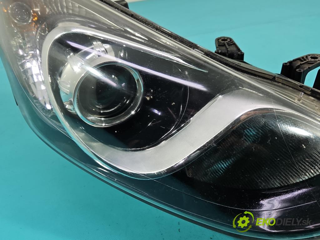 Hyundai I30 II 2012-2016 1.4 16V 100 HP manual 73.2 kW 1396 cm3 5- Reflektor: pravý 92102-A6100 (Svetlo predné pravé)