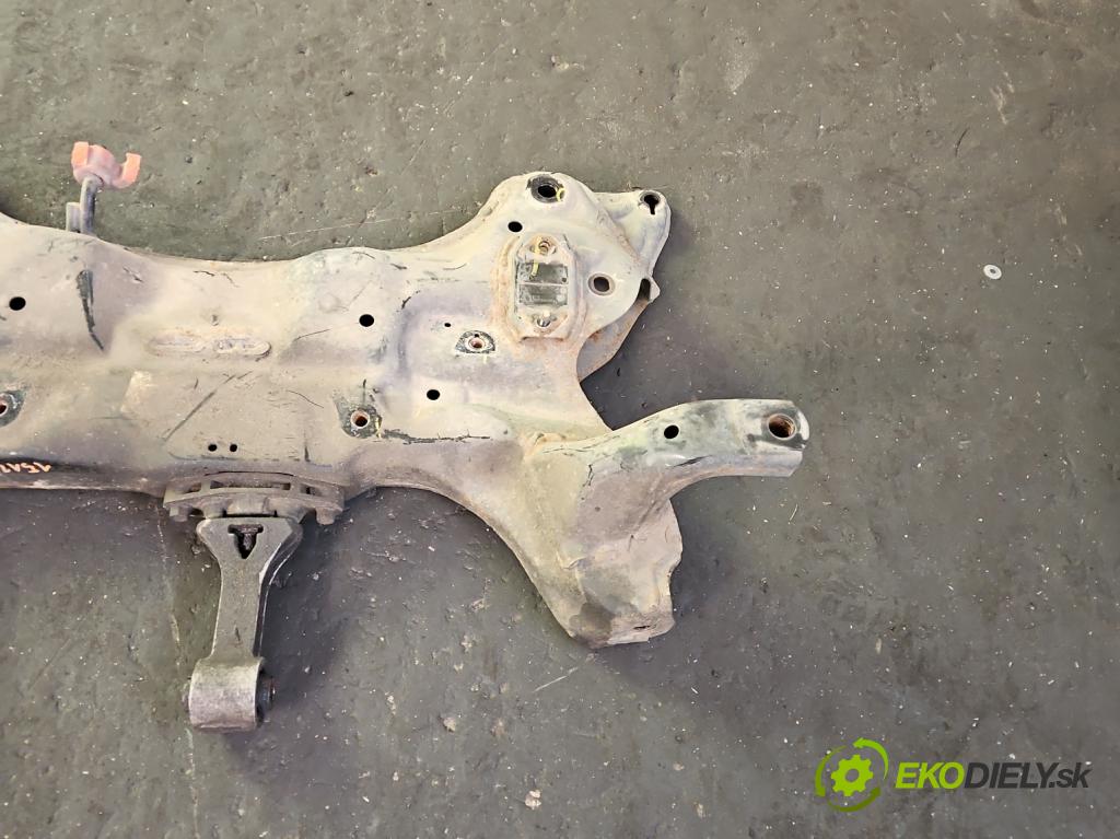 Hyundai I30 II 2012-2016 1.4 16V 100 HP manual 73.2 kW 1396 cm3 5- výstuha motora 62401A6200