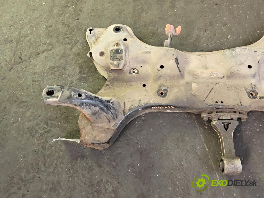 Hyundai I30 II 2012-2016 1.4 16V 100 HP manual 73.2 kW 1396 cm3 5- výstuha motora 62401A6200