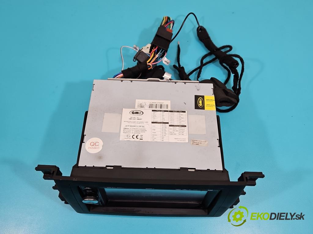 Suzuki Grand Vitara II 2005-2014 2.0 16V 140 HP manual 103 kW 1995 cm3 5- Radio GMS 6321 SMART