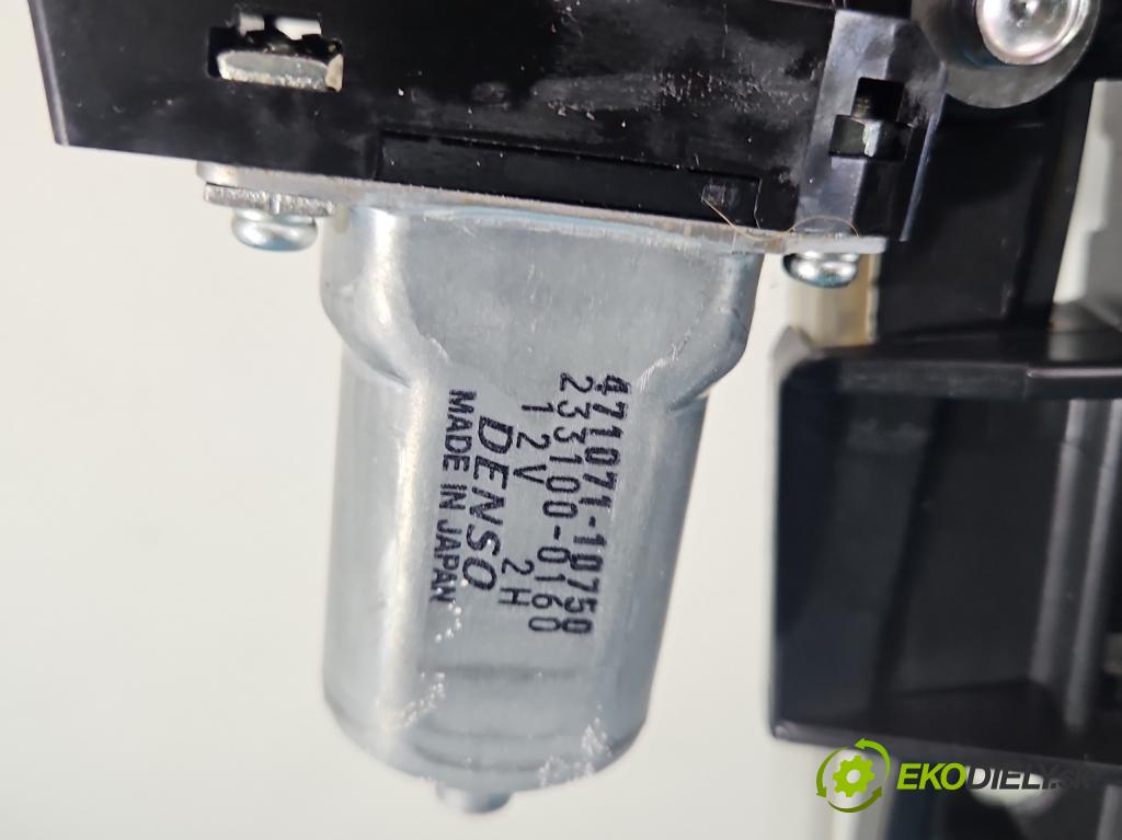 Suzuki Grand Vitara II 2005-2014 2.0 16V 140 hp manual 103 kW 1995 cm3 5- Střešní okno: 78710-65J00 (Sklo karoserie)