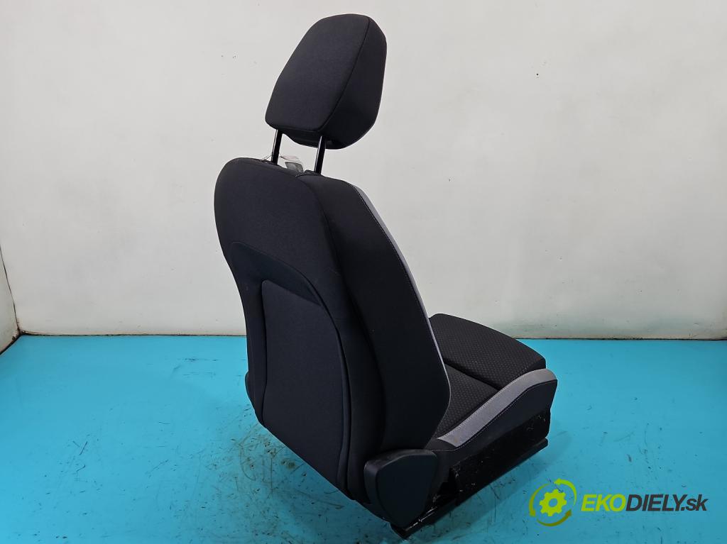 Opel Astra VI 2022- 1.5 cdti 131 HP manual 96 kW 1499 cm3 5- Sedačka ľavý (Sedadlo)