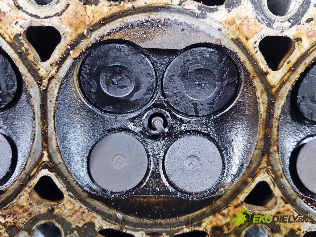 Ford Focus Mk2 2004-2011 1.6 16V 101 hp manual 74 kW 1596 cm3 5- hlava motoru 4M5G-6090-XB