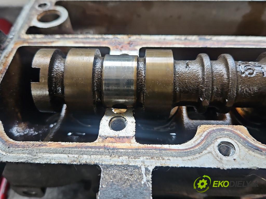 Ford Focus Mk2 2004-2011 1.6 16V 101 hp manual 74 kW 1596 cm3 5- hlava motoru 4M5G-6090-XB