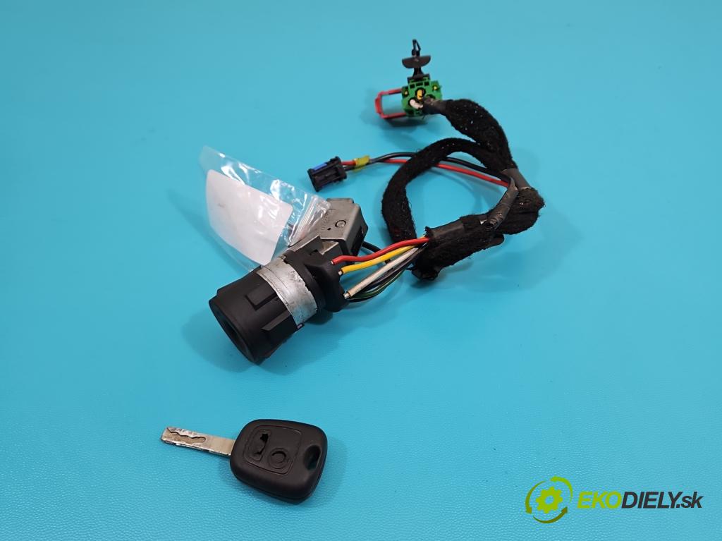 Peugeot 307 1.6 16V 109 HP manual 80 kW 1587 cm3 5- Spínačka  (Spínacia skrinka)