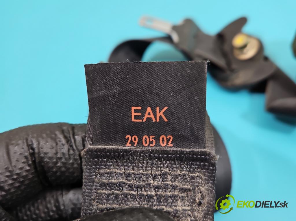 Peugeot 307 1.6 16V 109 HP manual 80 kW 1587 cm3 5- pas bezpečnosť: predné ľavý