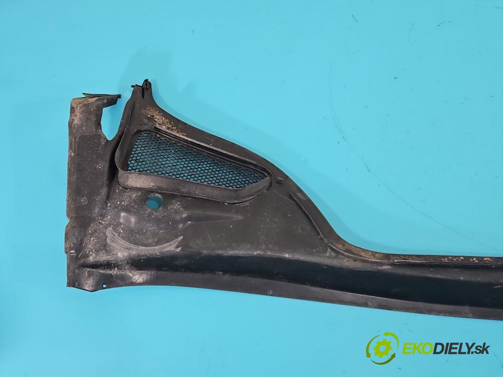 Peugeot 307 1.6 16V 109 HP manual 80 kW 1587 cm3 5- torpédo 9638958780 (Torpédo (plast pod čelným sklom))