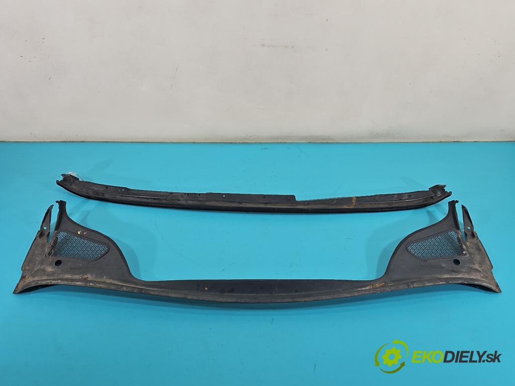 Peugeot 307 1.6 16V 109 HP manual 80 kW 1587 cm3 5- torpédo 9638958780 (Torpédo (plast pod čelným sklom))