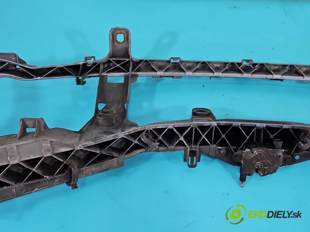 Ford Focus Mk2 2004-2011 1.6 16V 101 hp manual 74 kW 1596 cm3 5- stěna přední 4M51-8B041-AL (Přední výztuha)