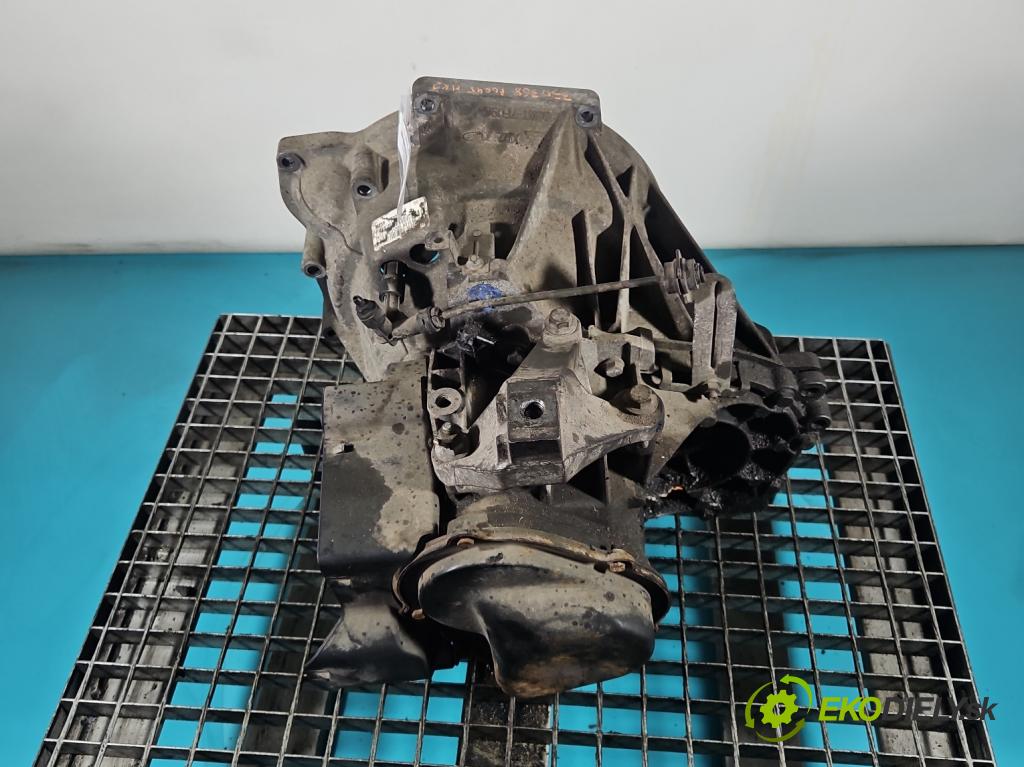Ford Focus Mk2 2004-2011 1.6 16V 101 HP manual 74 kW 1596 cm3 5- prevodovka stupeň,rýchlosť manual 3M5R7002NC